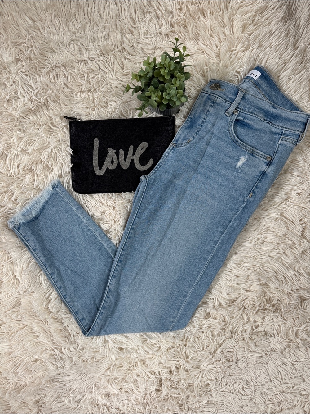 Loft Modern Skinny Crop Jeans 💗 Light Wash